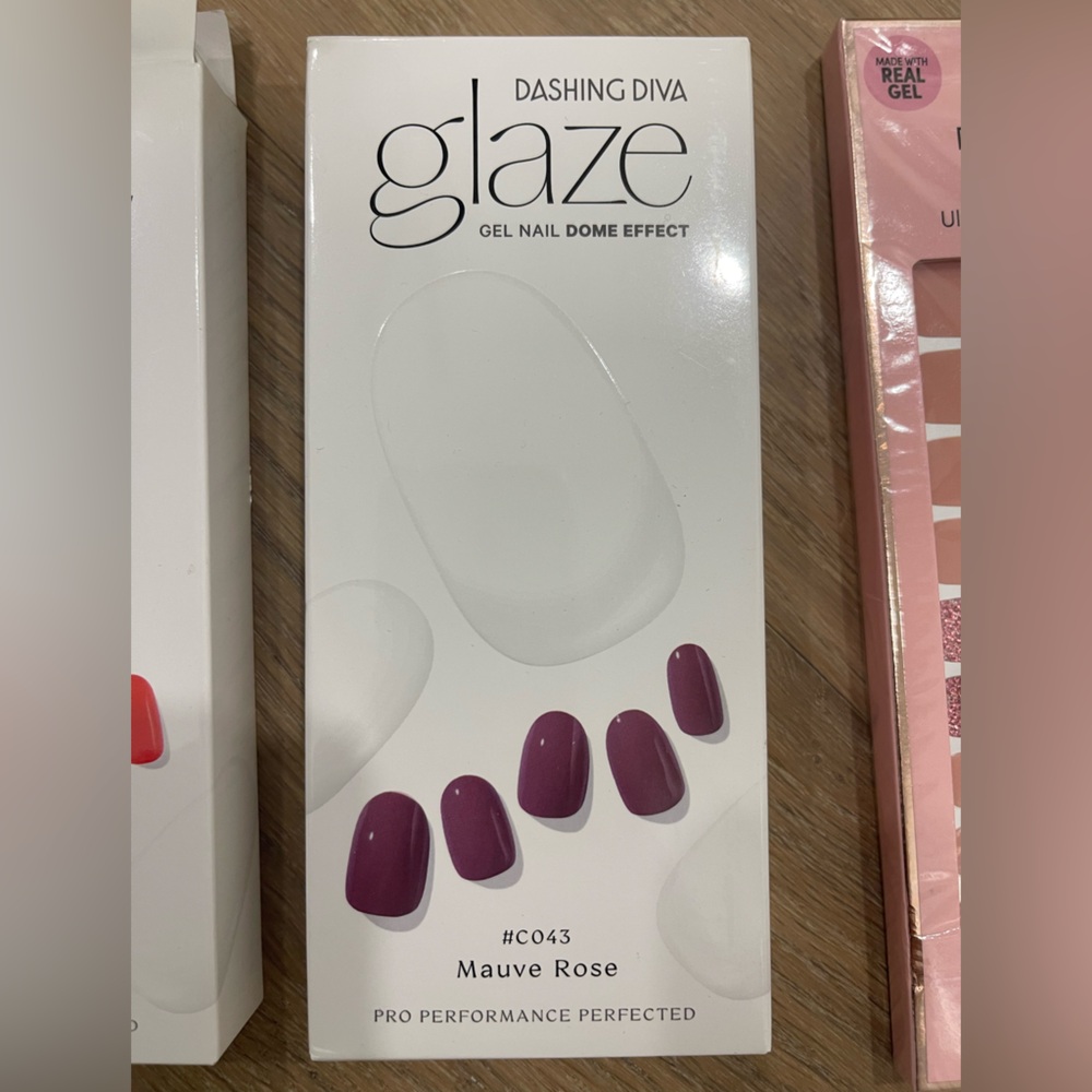 Dashing Diva Glaze Press-On Nails - Coral and Mauve - Picture 3 of 7